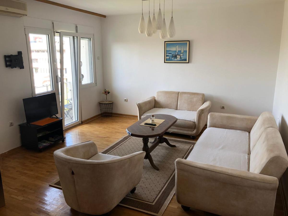 Square Apartment Подгорица Экстерьер фото